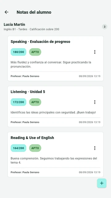 Notas de una alumna con calificaciones, estado apto y comentarios de la profesora.